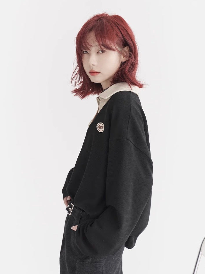 nu29 V-neck slit collar sweatshirt