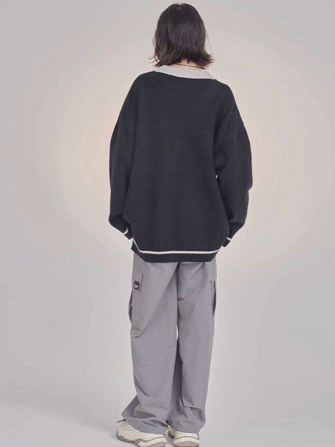 nu34 Large V-neck loose sweater