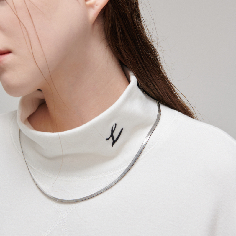 nu05 velvet loose high neck sweater