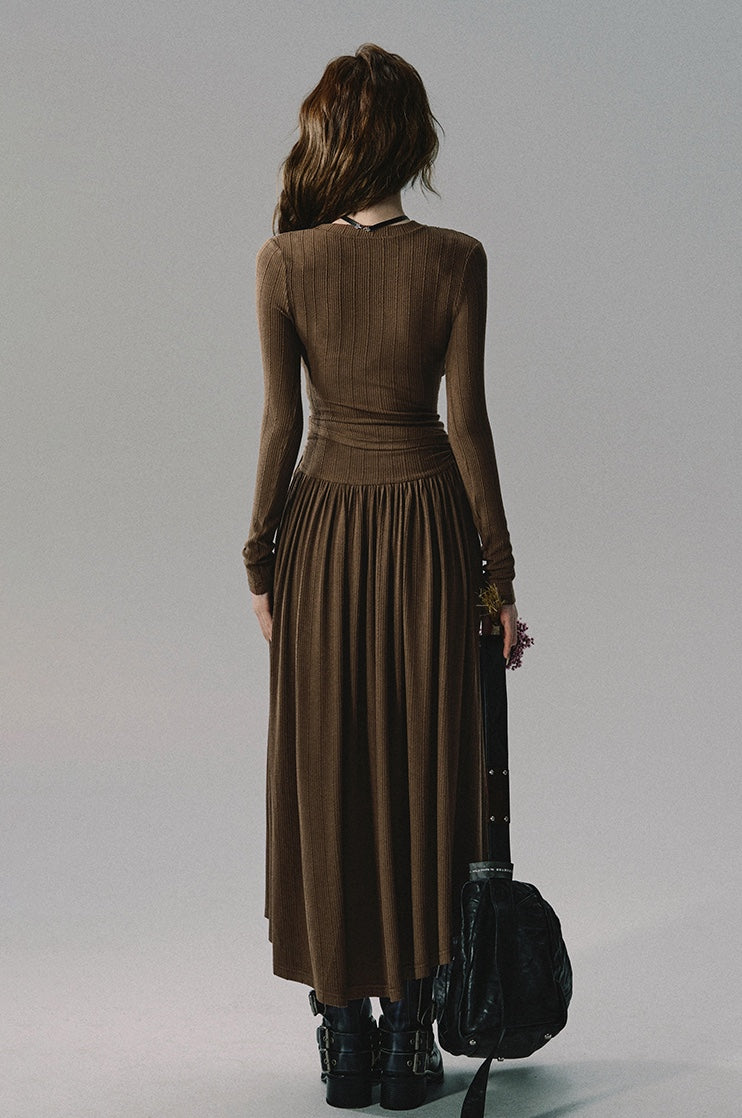 nu162 "Thorns and Dunes" slim-waisted knit + draped maxi skirt