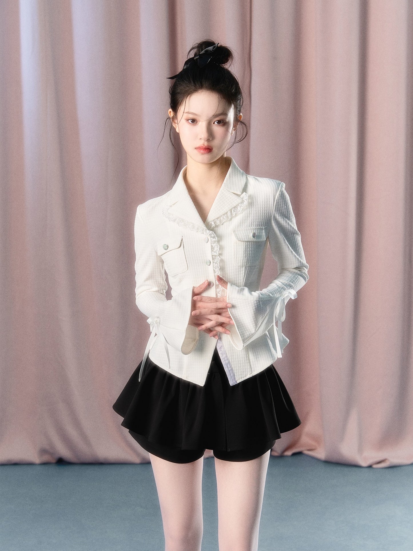 nu220 "Flower War" Retro Bell Sleeve White Jacket