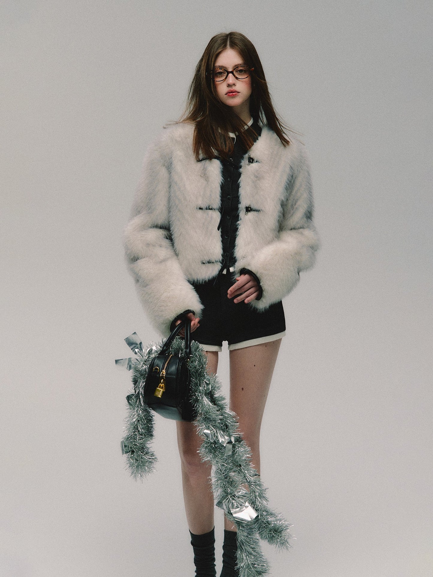 nu255 "Snowdrop" suede eco-fur short coat