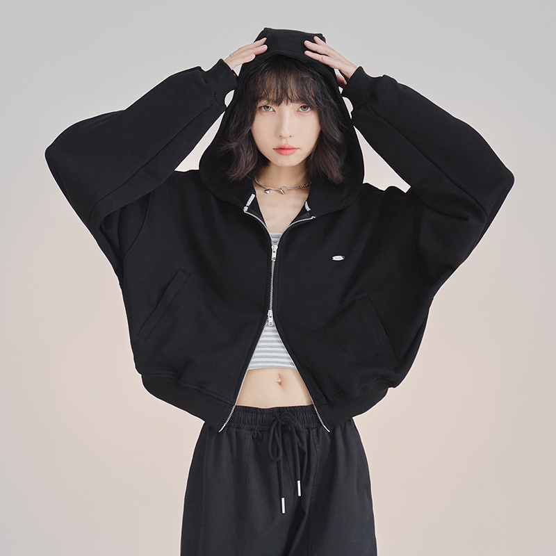 nu46 Simple design cropped hoodie 