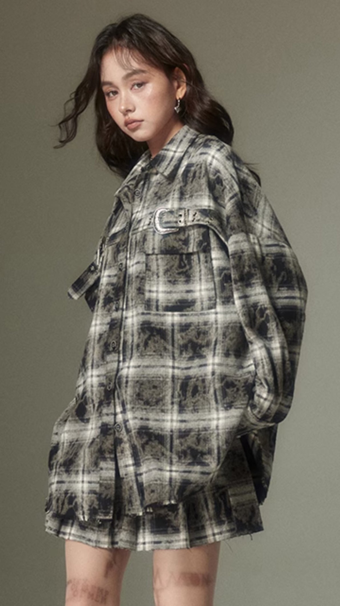 nu107 Maillard contrasting plaid shirt / Pleated skirt