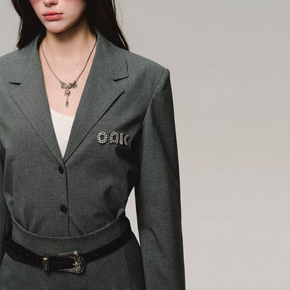 nu367 "Gentle and Tough" suit-style shirt suit + high-waisted shorts set