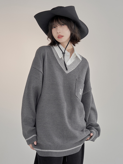 nu34 Large V-neck loose sweater 