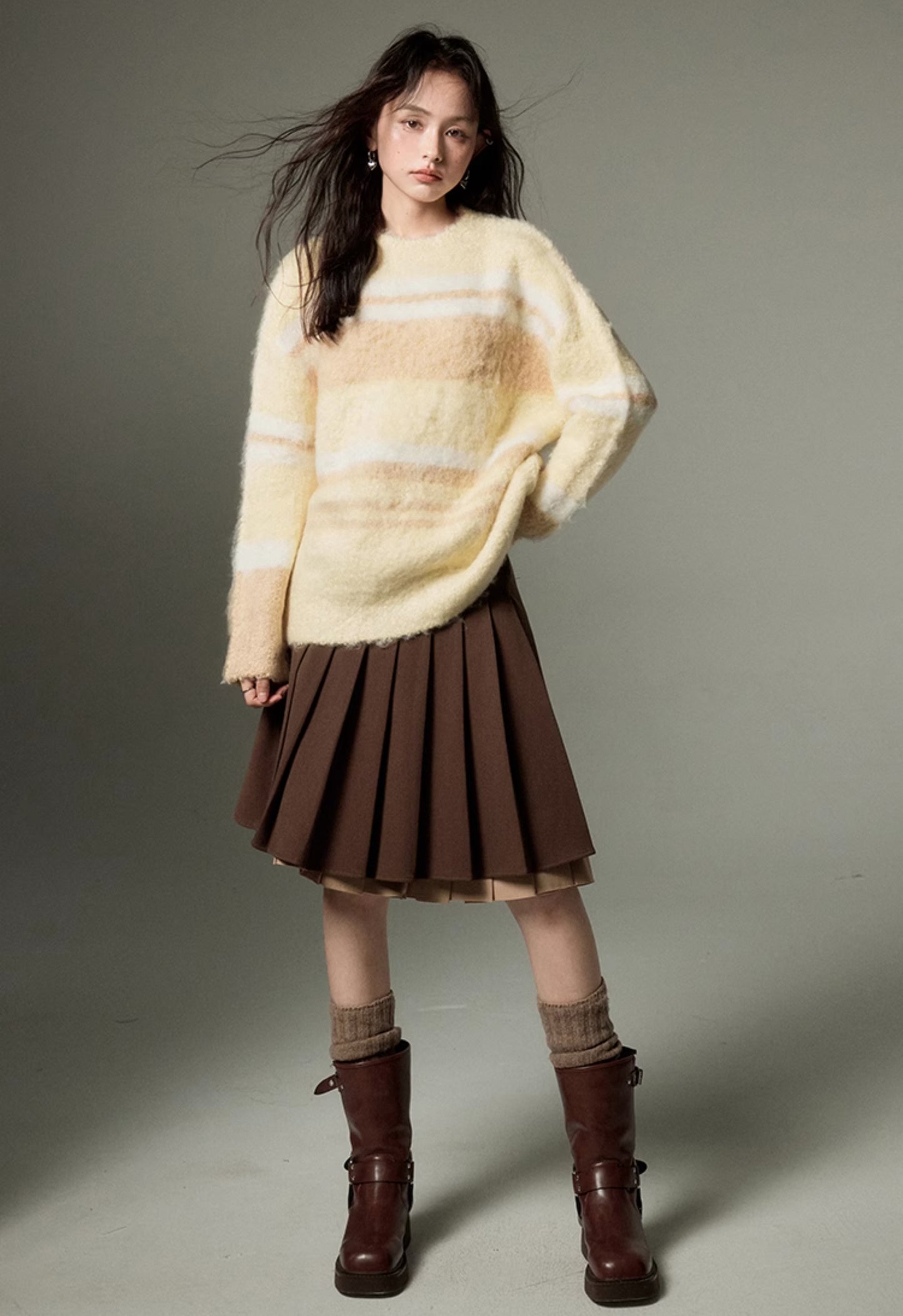 nu145 Soft and waxy striped sweater