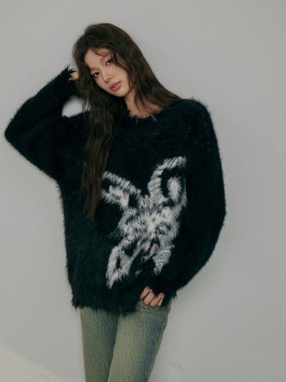 nu158 Off-shoulder torn edge rabbit sweater