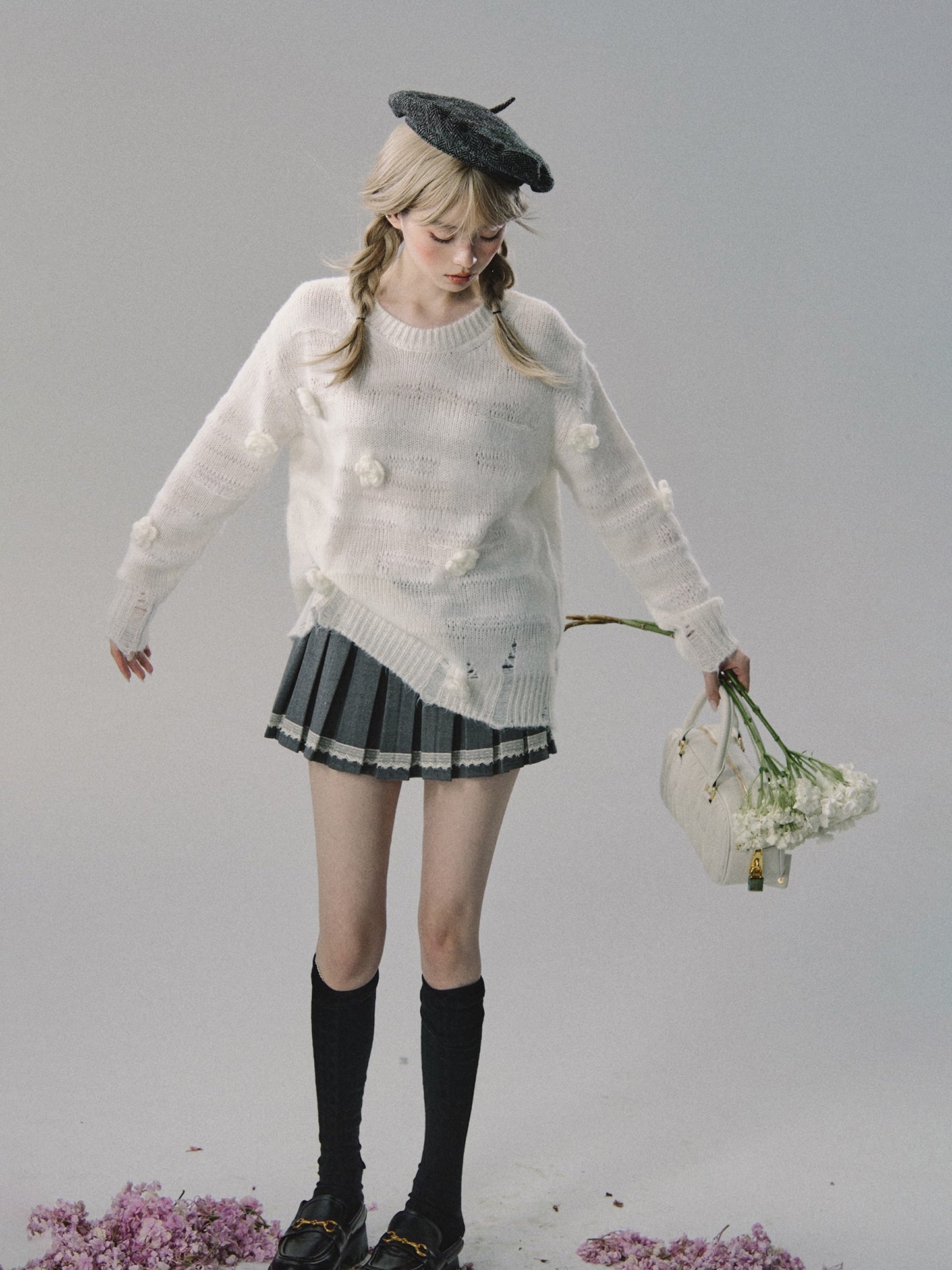 nu199 "Saved by Gentleness" Milky white floral loose sweater