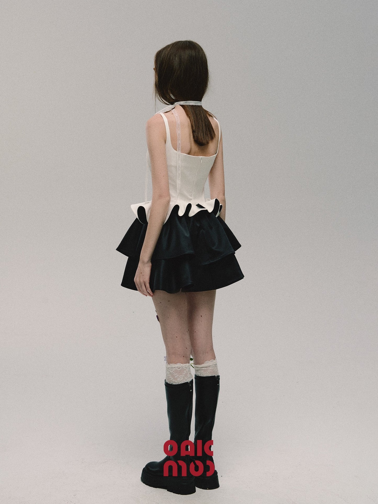 nu320 "Rose" black and white suspender spring short dress